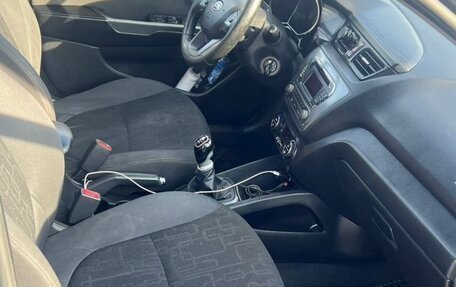 KIA Rio III рестайлинг, 2012 год, 550 000 рублей, 10 фотография