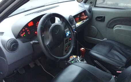 Renault Logan I, 2006 год, 320 000 рублей, 4 фотография