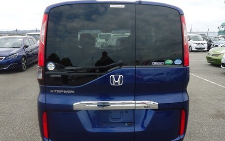 Honda Stepwgn IV, 2017 год, 1 249 000 рублей, 7 фотография