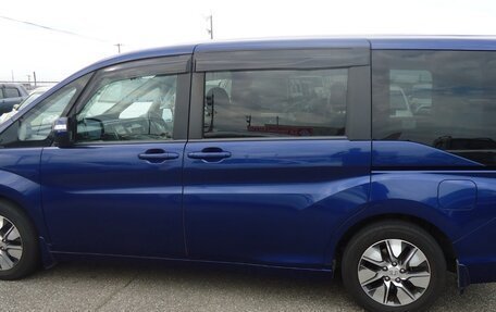 Honda Stepwgn IV, 2017 год, 1 249 000 рублей, 4 фотография