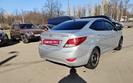 Hyundai Solaris II рестайлинг, 2013 год, 420 000 рублей, 4 фотография