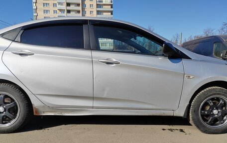 Hyundai Solaris II рестайлинг, 2013 год, 420 000 рублей, 20 фотография