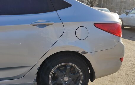 Hyundai Solaris II рестайлинг, 2013 год, 420 000 рублей, 14 фотография