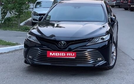 Toyota Camry, 2020 год, 3 750 000 рублей, 3 фотография