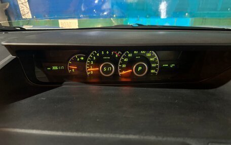 Toyota Voxy II, 2010 год, 1 350 000 рублей, 7 фотография