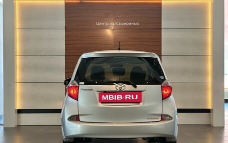 Toyota Ractis II, 2013 год, 1 049 000 рублей, 5 фотография