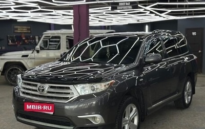 Toyota Highlander III, 2013 год, 1 950 000 рублей, 1 фотография