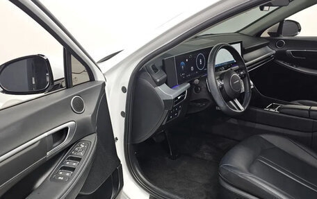 Hyundai Sonata VIII, 2023 год, 2 750 000 рублей, 5 фотография