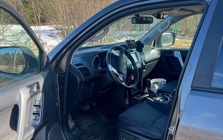 Toyota Land Cruiser Prado 150 рестайлинг 2, 2014 год, 3 300 000 рублей, 5 фотография