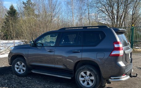 Toyota Land Cruiser Prado 150 рестайлинг 2, 2014 год, 3 300 000 рублей, 2 фотография