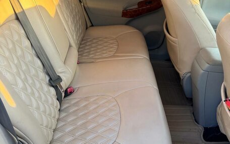 Toyota Prius, 2014 год, 1 111 111 рублей, 7 фотография