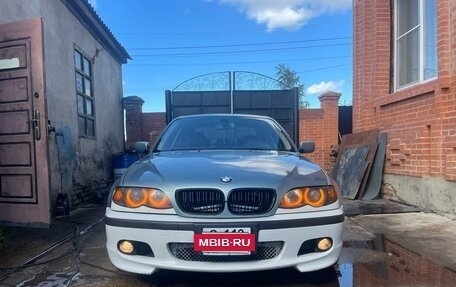 BMW 3 серия, 2004 год, 850 000 рублей, 2 фотография