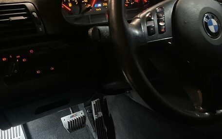 BMW 3 серия, 2004 год, 850 000 рублей, 36 фотография