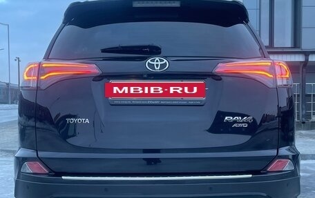 Toyota RAV4, 2019 год, 2 830 000 рублей, 4 фотография