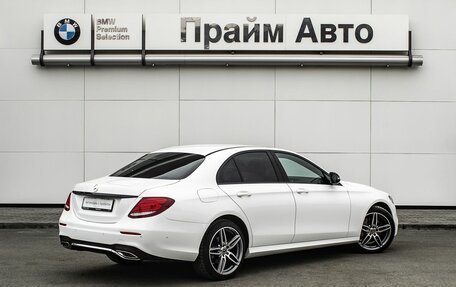 Mercedes-Benz E-Класс, 2019 год, 3 449 000 рублей, 2 фотография