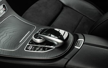 Mercedes-Benz E-Класс, 2019 год, 3 449 000 рублей, 29 фотография