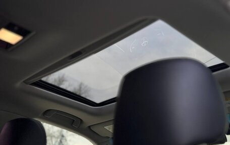 Toyota Land Cruiser 200, 2016 год, 5 750 000 рублей, 21 фотография