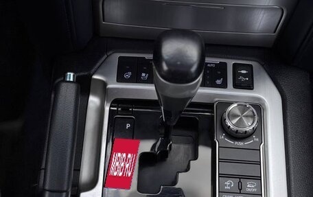 Toyota Land Cruiser 200, 2016 год, 5 750 000 рублей, 19 фотография