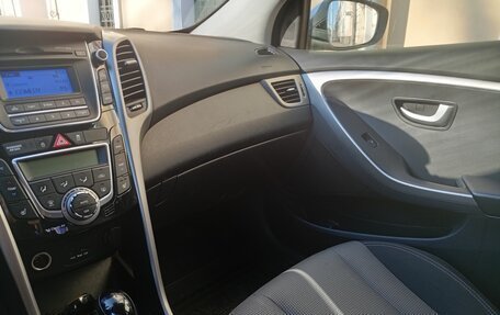 Hyundai i30 II рестайлинг, 2014 год, 1 290 000 рублей, 14 фотография