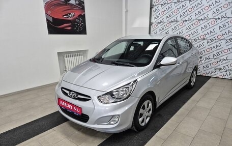 Hyundai Solaris II рестайлинг, 2013 год, 896 000 рублей, 1 фотография