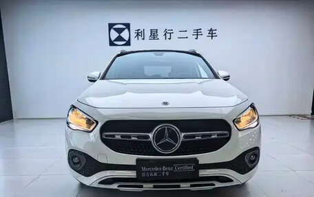 Mercedes-Benz GLA, 2021 год, 1 972 000 рублей, 2 фотография