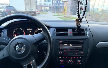 Volkswagen Jetta VI, 2013 год, 1 130 000 рублей, 8 фотография