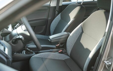 Skoda Rapid II, 2021 год, 1 699 000 рублей, 10 фотография