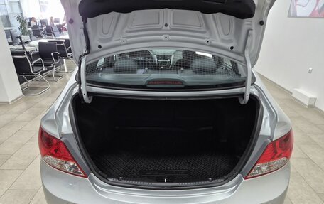 Hyundai Solaris II рестайлинг, 2013 год, 896 000 рублей, 8 фотография