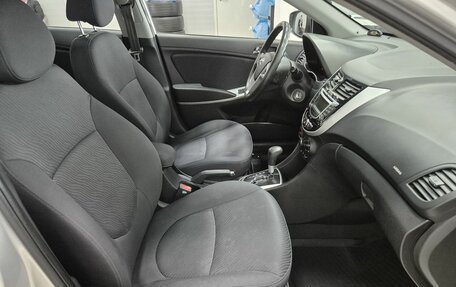 Hyundai Solaris II рестайлинг, 2013 год, 896 000 рублей, 16 фотография