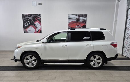 Toyota Highlander III, 2011 год, 1 796 000 рублей, 4 фотография