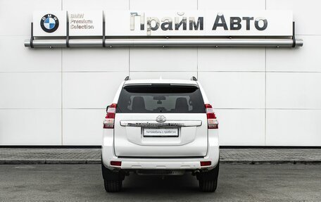 Toyota Land Cruiser Prado 150 рестайлинг 2, 2017 год, 4 900 000 рублей, 4 фотография