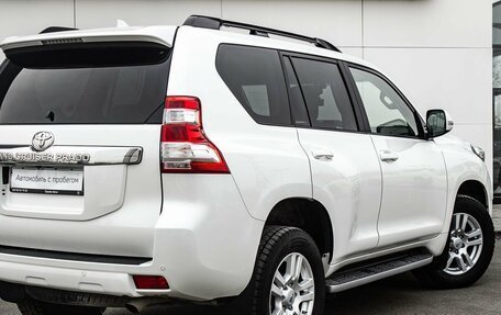 Toyota Land Cruiser Prado 150 рестайлинг 2, 2017 год, 4 900 000 рублей, 21 фотография