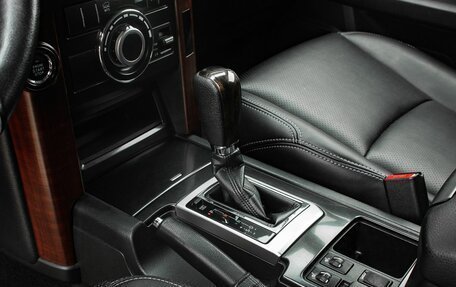 Toyota Land Cruiser Prado 150 рестайлинг 2, 2017 год, 4 900 000 рублей, 29 фотография