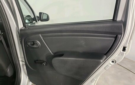 Renault Logan I, 2014 год, 605 990 рублей, 28 фотография