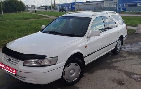 Toyota Camry, 1997 год, 415 000 рублей, 9 фотография