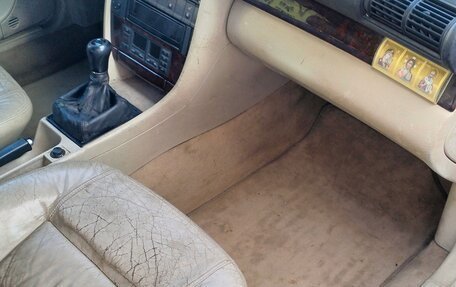 Audi A6, 1996 год, 750 000 рублей, 8 фотография