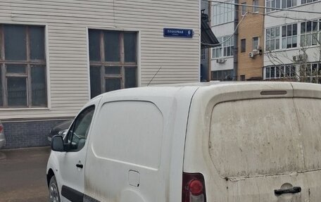 Peugeot Partner II рестайлинг 2, 2013 год, 450 000 рублей, 3 фотография