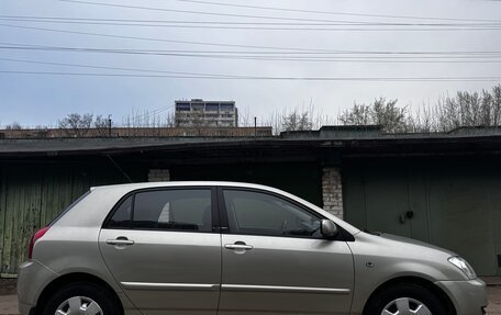 Toyota Corolla, 2005 год, 690 000 рублей, 2 фотография