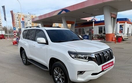Toyota Land Cruiser Prado 150 рестайлинг 2, 2017 год, 4 950 000 рублей, 4 фотография