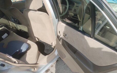 Mazda Familia, 2002 год, 200 000 рублей, 7 фотография