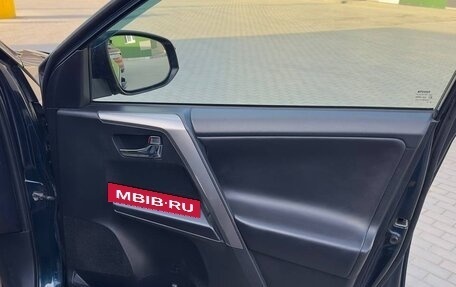 Toyota RAV4, 2018 год, 2 900 000 рублей, 2 фотография