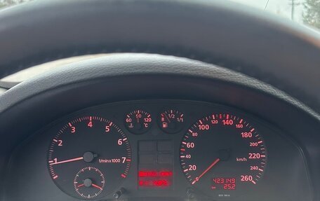 Audi A4, 1997 год, 330 000 рублей, 13 фотография