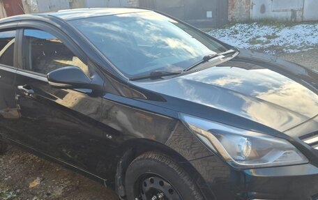 Hyundai Solaris II рестайлинг, 2015 год, 970 000 рублей, 8 фотография