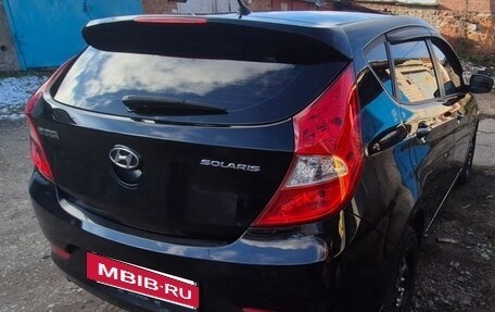 Hyundai Solaris II рестайлинг, 2015 год, 970 000 рублей, 6 фотография