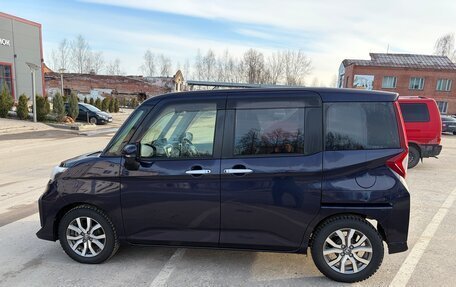 Toyota Roomy I, 2021 год, 1 500 000 рублей, 2 фотография