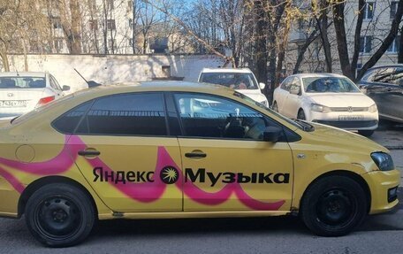 Volkswagen Polo VI (EU Market), 2018 год, 475 000 рублей, 3 фотография