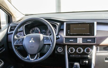 Mitsubishi Xpander, 2022 год, 2 199 000 рублей, 17 фотография