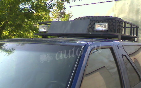 Nissan Terrano II рестайлинг, 1990 год, 350 000 рублей, 7 фотография