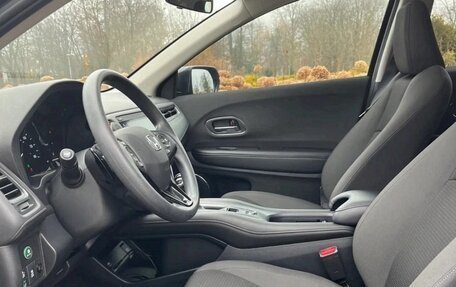 Honda HR-V II, 2022 год, 1 900 000 рублей, 9 фотография