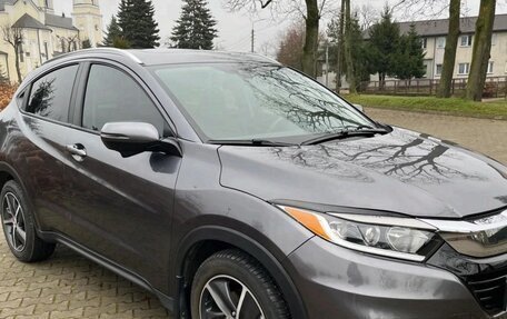 Honda HR-V II, 2022 год, 1 900 000 рублей, 3 фотография